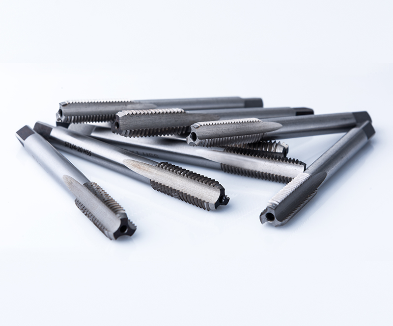 锁紧型自攻螺套